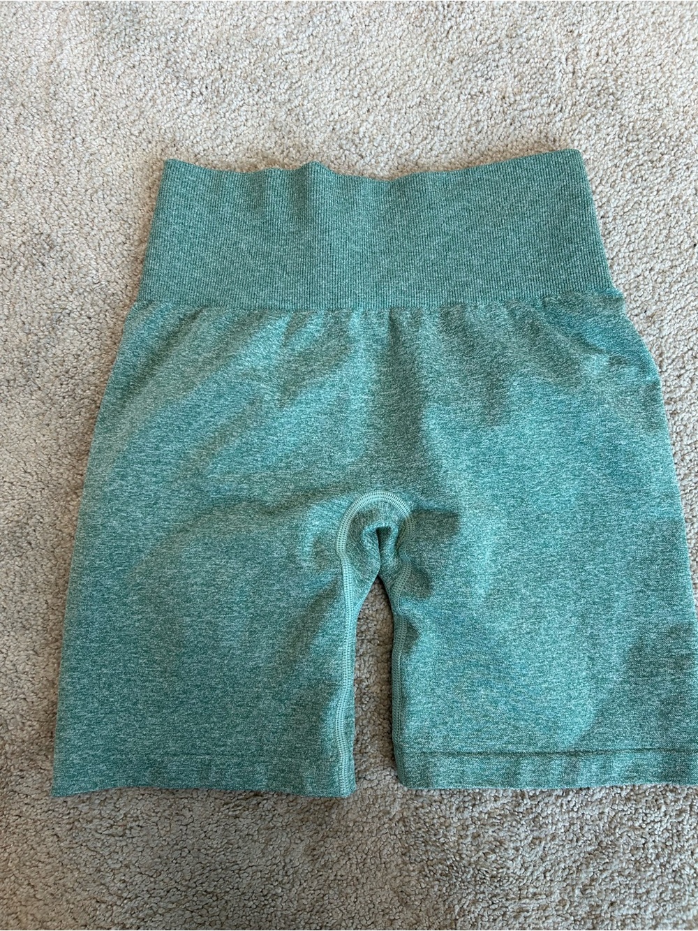 YONDIT Seamless Scrunch Butt Gym Shorts Green High Waist Biker Shorts Size M - Picture 2 of 9